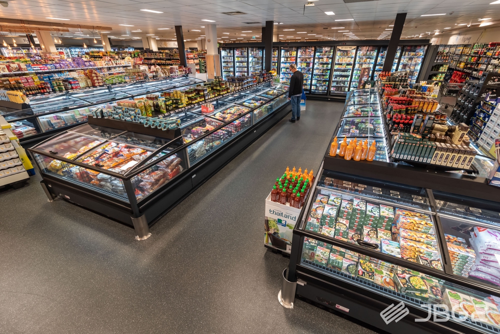 Wyspa mroźnicza Everest - Realizacja